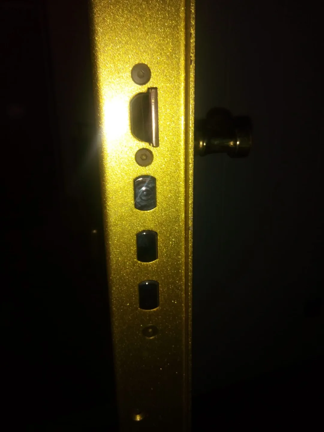 Canto de puerta en imagen aportada para Cerrajero Alzira 24h
